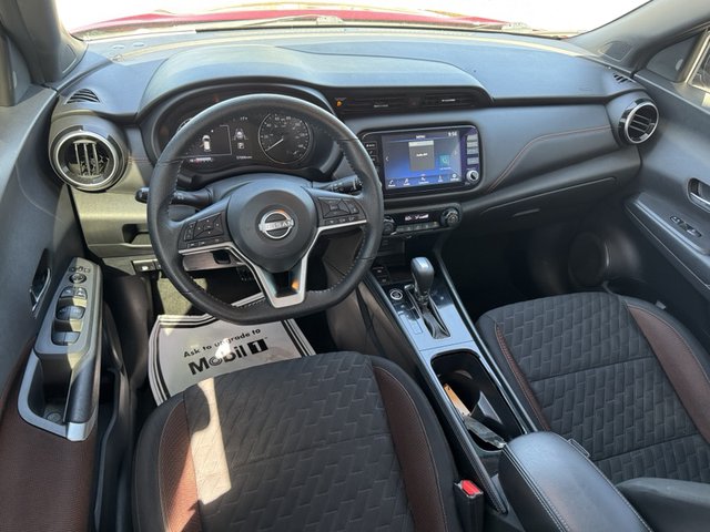 2022 Nissan Kicks SR FWD