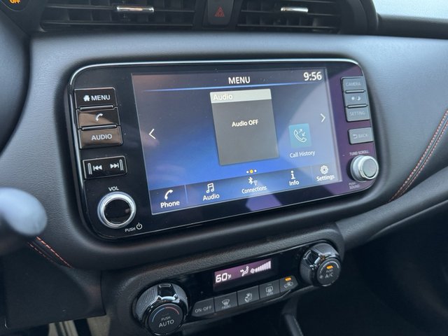 2022 Nissan Kicks SR FWD