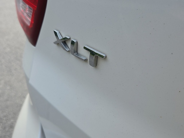 2018 Ford Explorer XLT FWD