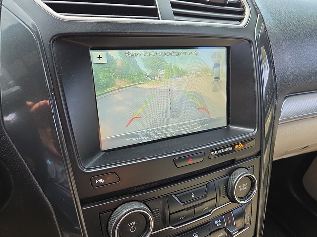 2018 Ford Explorer XLT FWD