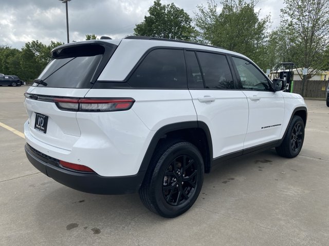 2024 Jeep Grand Cherokee Altitude 4WD