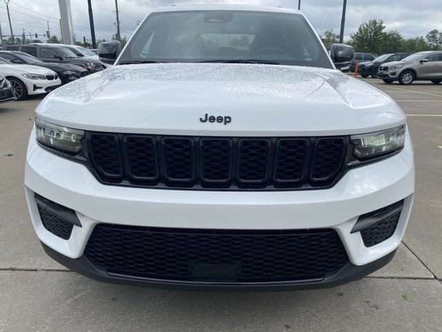 2024 Jeep Grand Cherokee Altitude 4WD