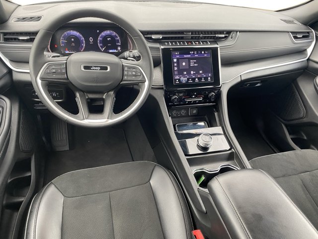 2024 Jeep Grand Cherokee Altitude 4WD
