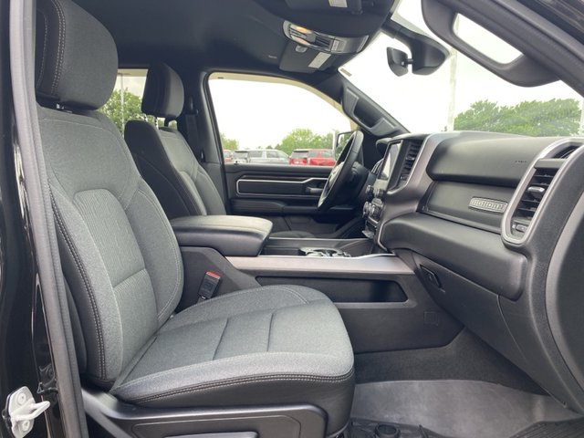 2022 Ram 1500 Big Horn 4WD 6ft4 Box