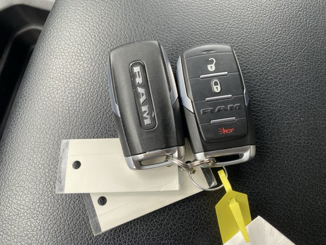 2022 Ram 1500 Big Horn 4WD 6ft4 Box