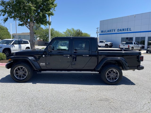 2023 Jeep Gladiator Overland 4WD