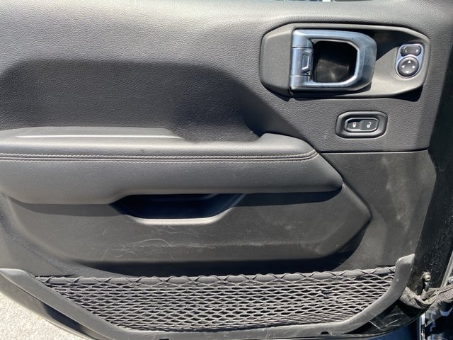2023 Jeep Gladiator Overland 4WD