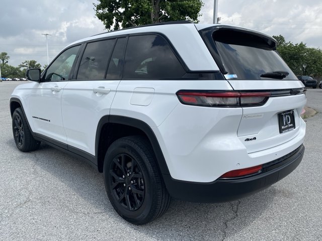 2024 Jeep Grand Cherokee Altitude 4WD