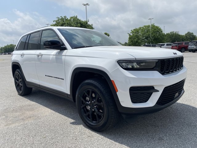 2024 Jeep Grand Cherokee Altitude 4WD