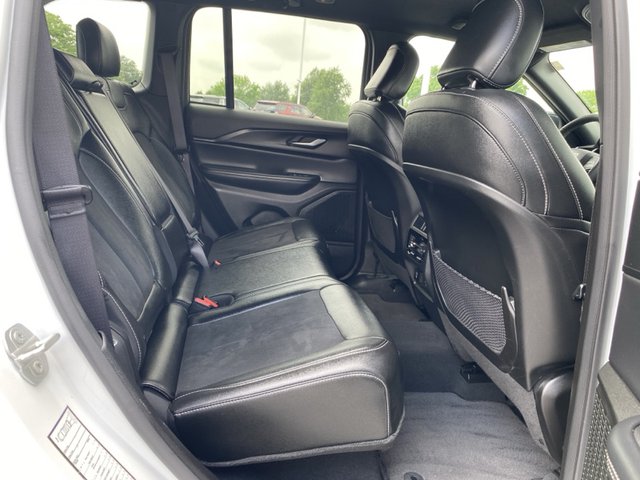 2024 Jeep Grand Cherokee Altitude 4WD