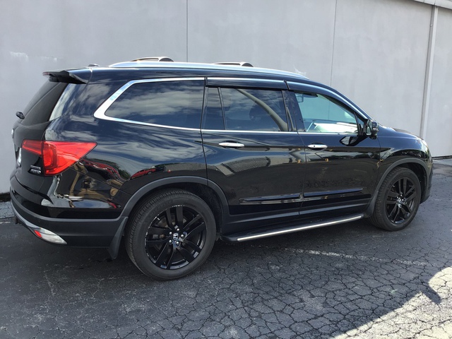 2018 Honda Pilot Touring AWD