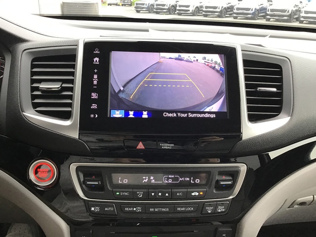 2018 Honda Pilot Touring AWD