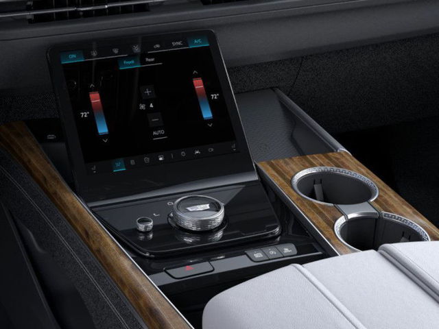 2025 Cadillac Escalade Sport Platinum 4WD