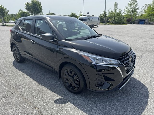2024 Nissan Kicks S FWD