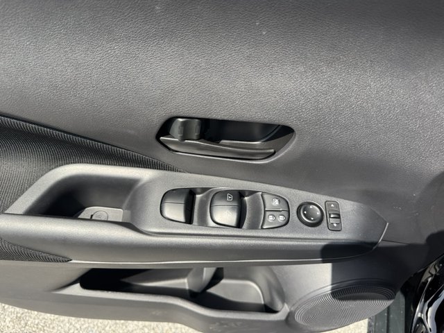 2024 Nissan Kicks S FWD