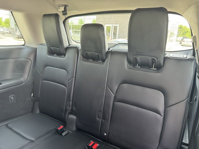 2023 Nissan Pathfinder Platinum 4WD