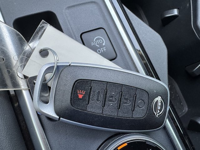 2023 Nissan Pathfinder Platinum 4WD