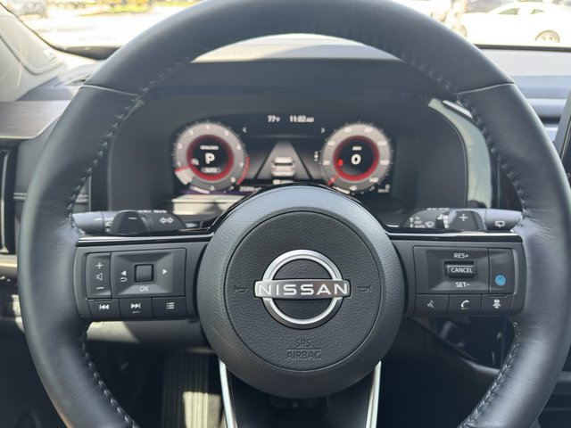 2023 Nissan Pathfinder Platinum 4WD