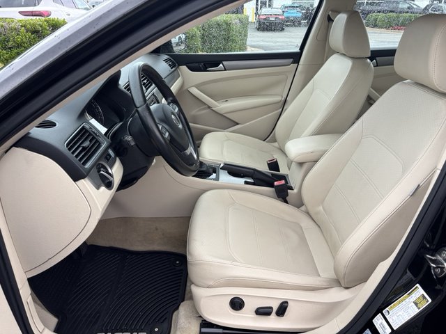 2014 Volkswagen Passat 2.0 TDI SE w/Sunroof