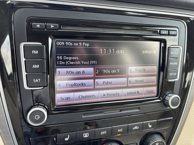 2014 Volkswagen Passat 2.0 TDI SE w/Sunroof