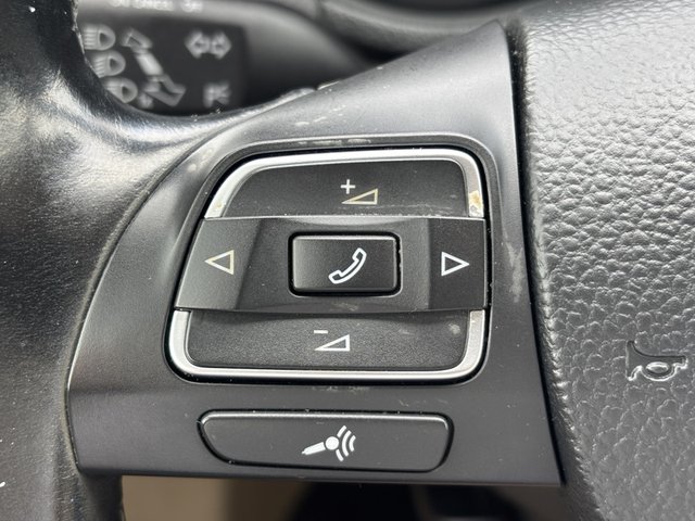 2014 Volkswagen Passat 2.0 TDI SE w/Sunroof