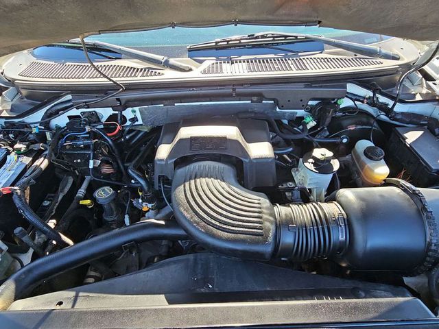 2003 Ford F-150 Lariat Styleside 4WD 5.5ft B
