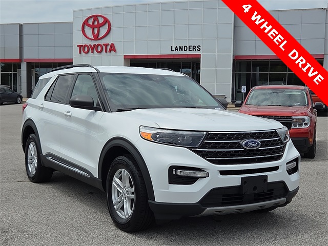 2023 Ford Explorer XLT 4WD
