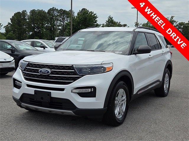 2023 Ford Explorer XLT 4WD