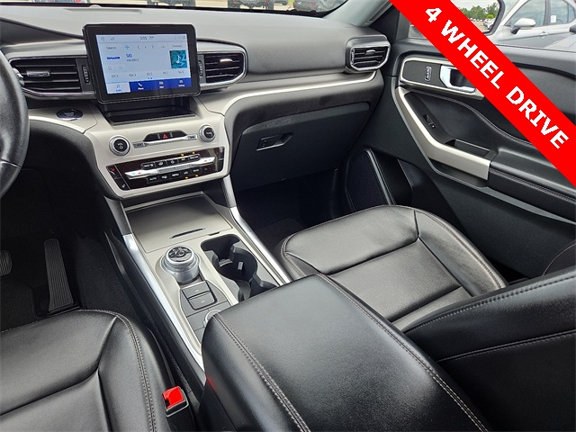 2023 Ford Explorer XLT 4WD