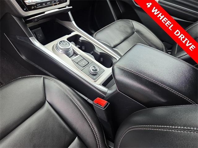 2023 Ford Explorer XLT 4WD