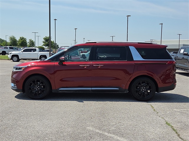 2022 Kia Carnival SX FWD