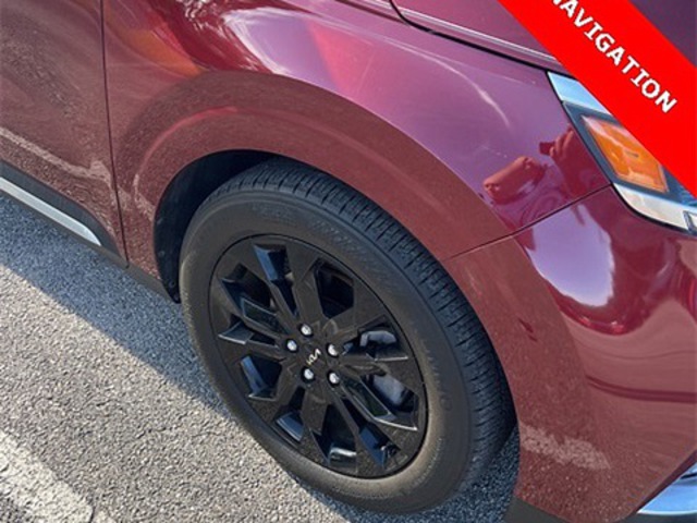 2022 Kia Carnival SX FWD
