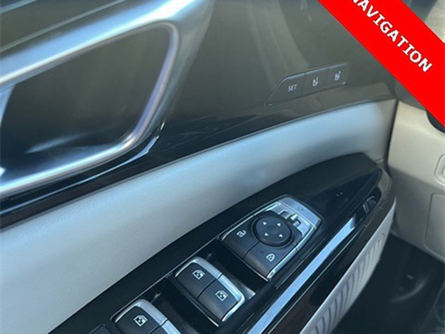 2022 Kia Carnival SX FWD