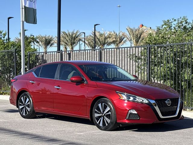 2022 Nissan Altima 2.5 SV