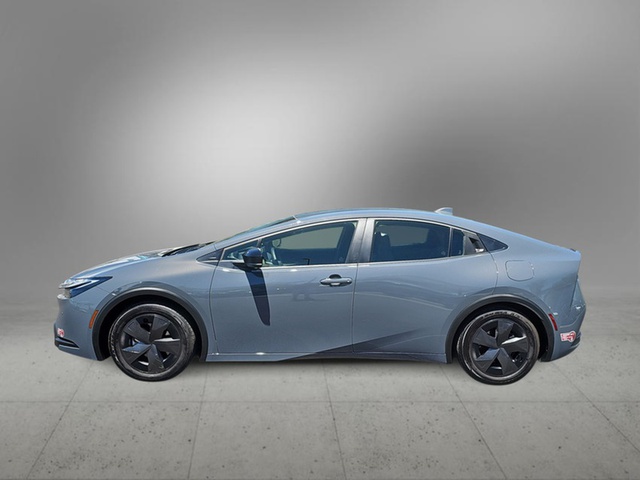 2024 Toyota Prius Prime SE