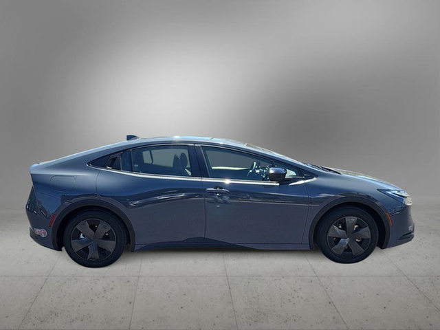 2024 Toyota Prius Prime SE