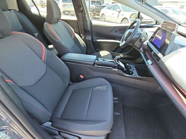 2024 Toyota Prius Prime SE