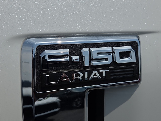 2024 Ford F-150 Lariat 4WD