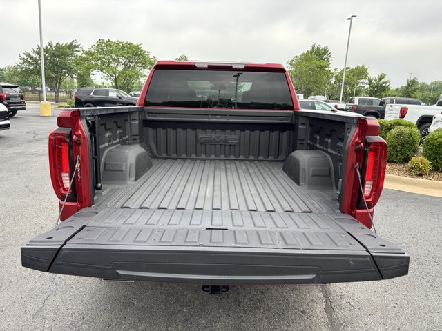 2022 GMC Sierra 1500 SLT 4WD 147WB