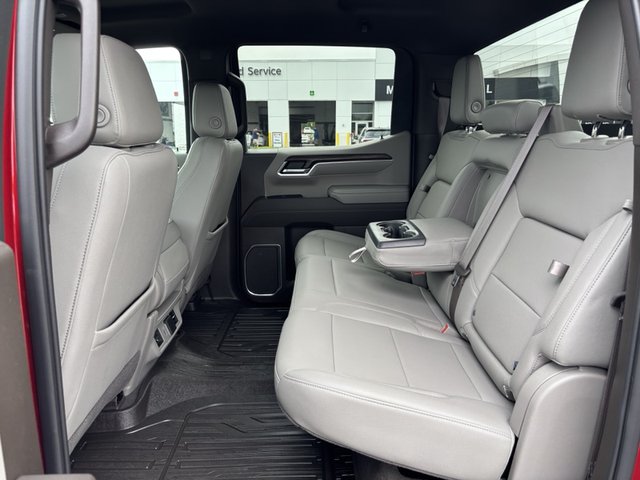 2022 GMC Sierra 1500 SLT 4WD 147WB