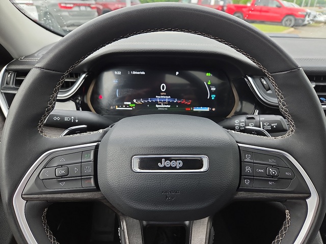 2023 Jeep Grand Cherokee 4WD 4xe