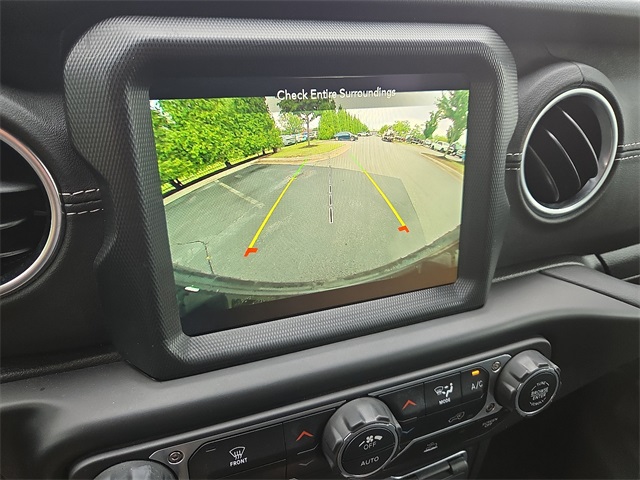 2023 Jeep Wrangler Sahara 4WD 4xe