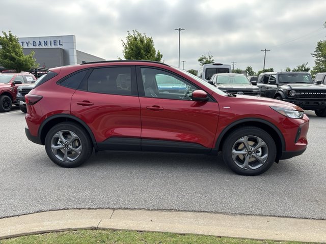 2025 Ford Escape ST-Line Select AWD
