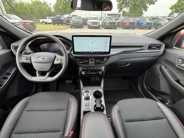 2025 Ford Escape ST-Line Select AWD