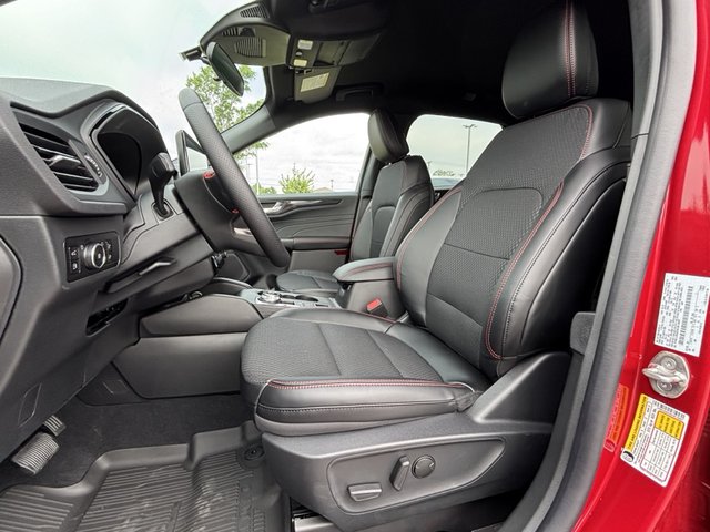 2025 Ford Escape ST-Line Select AWD