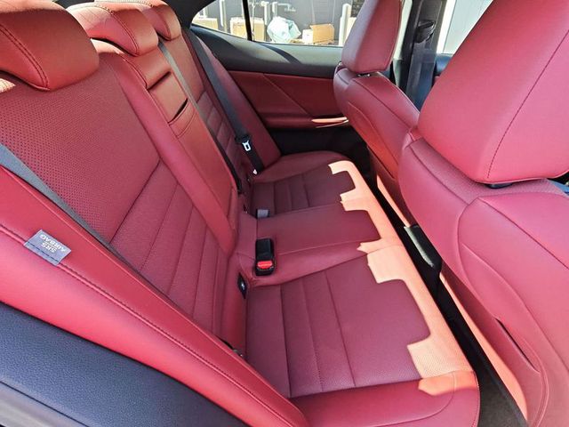 2016 Lexus IS200t 200t