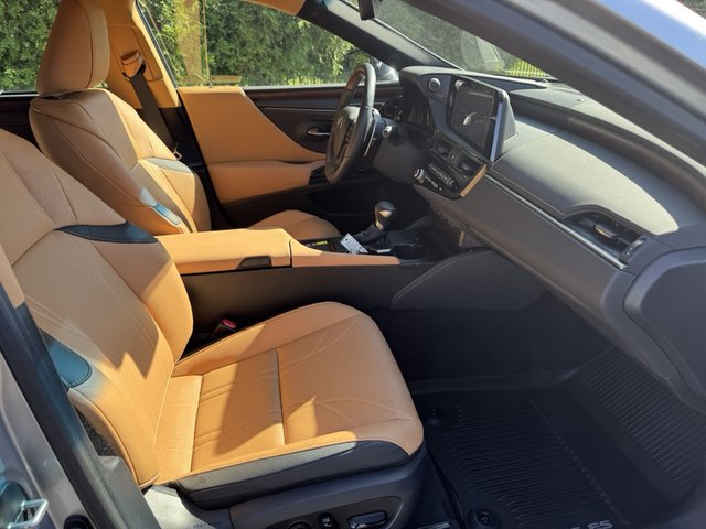 2024 Lexus ES350 Ultra Luxury FWD
