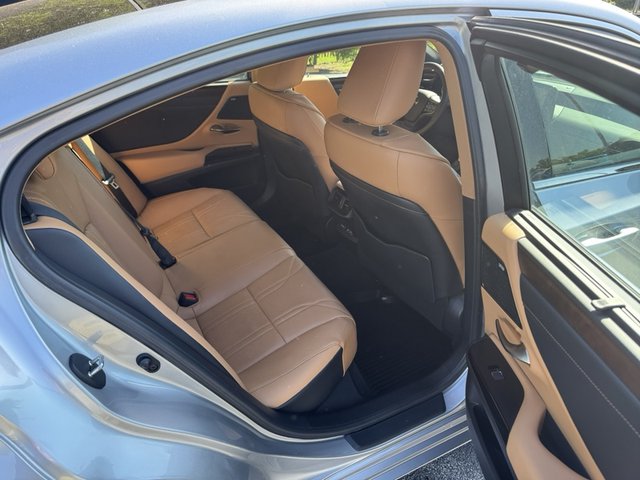 2024 Lexus ES350 Ultra Luxury FWD