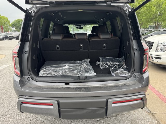 2025 Nissan Armada SL 4WD