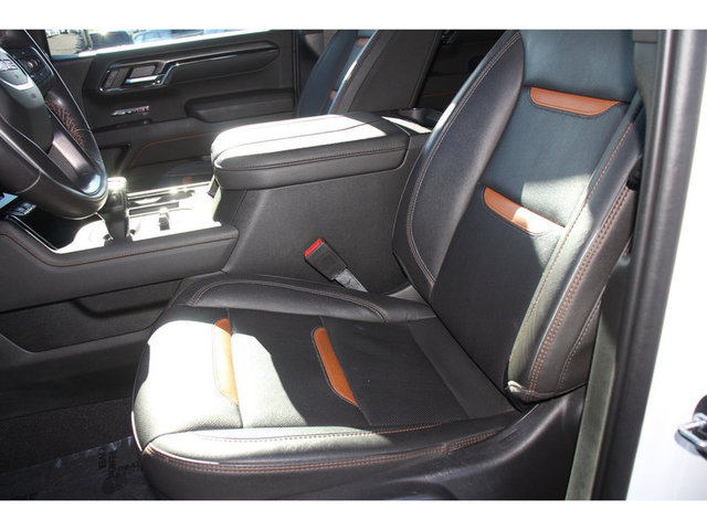 2023 GMC Sierra 1500 AT4 4WD 147WB